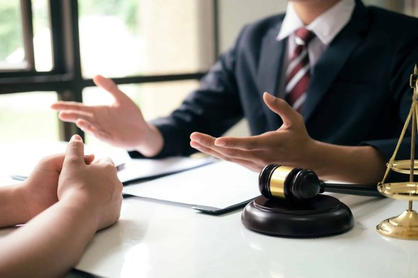 Avocat au Québec: un professionnel pour vos défis en droit familial